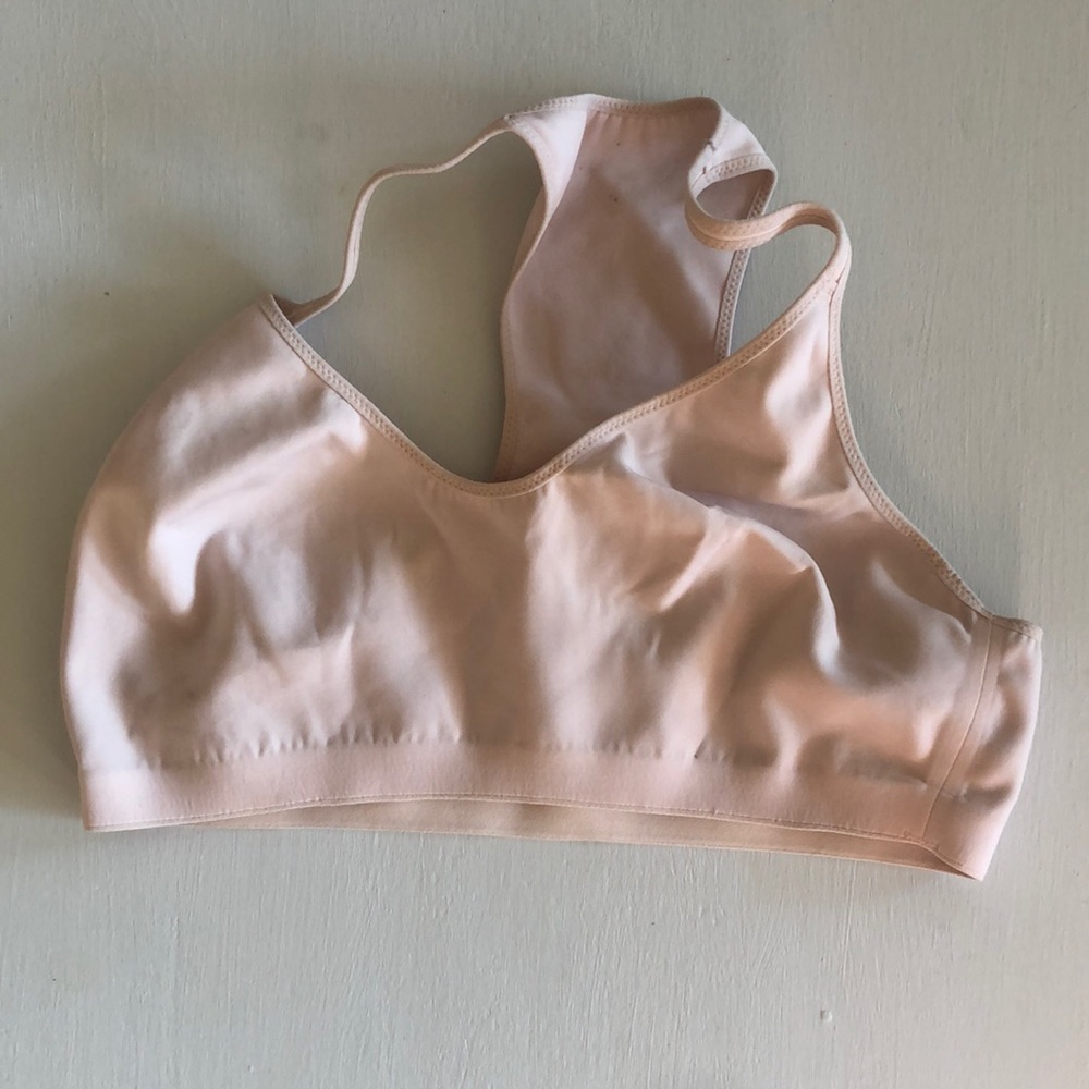sports bra